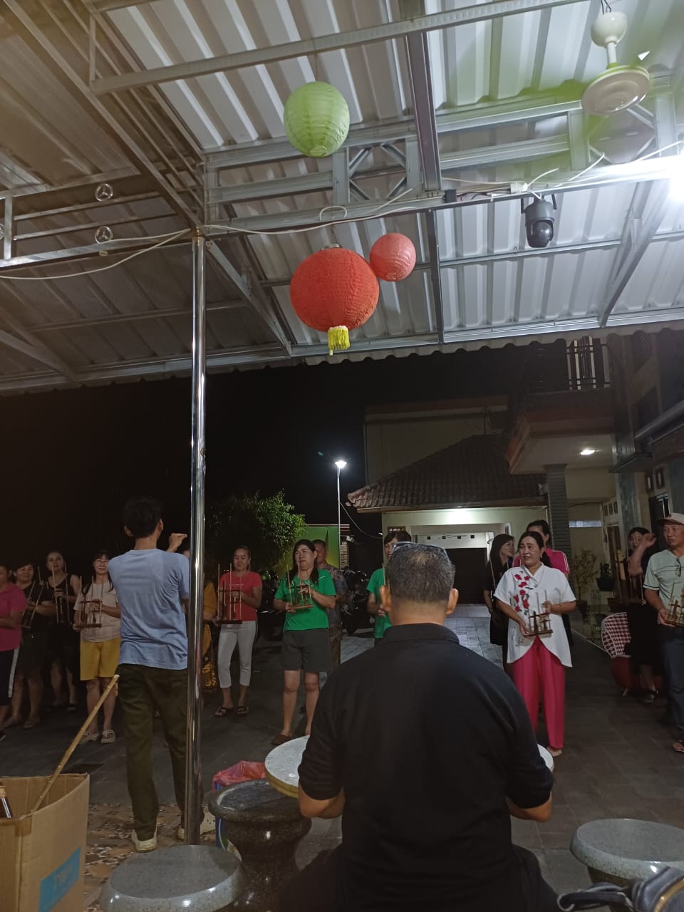 Rapat acara keakraban