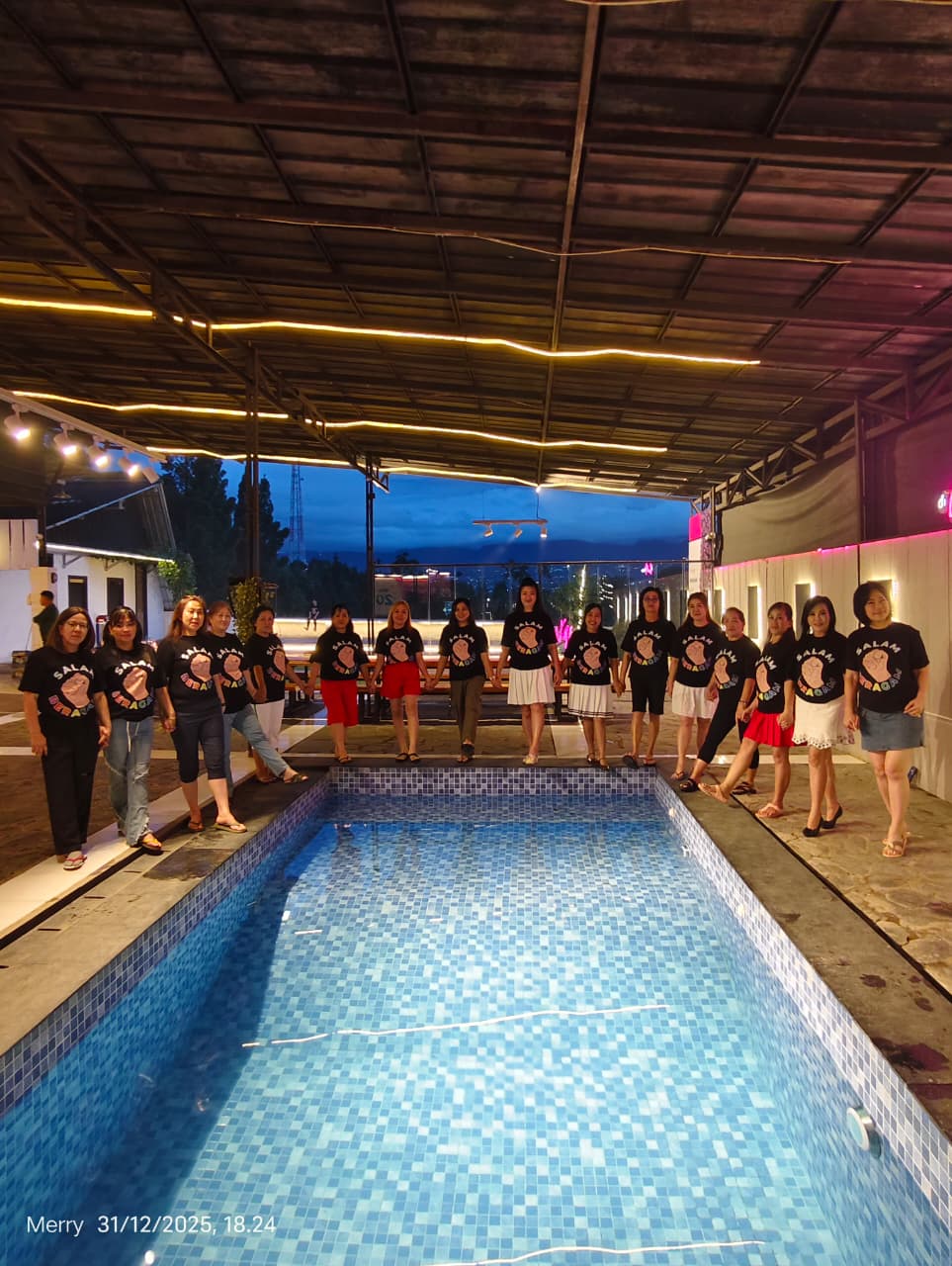 DETIK DETIK PERGANTIAN TAHUN