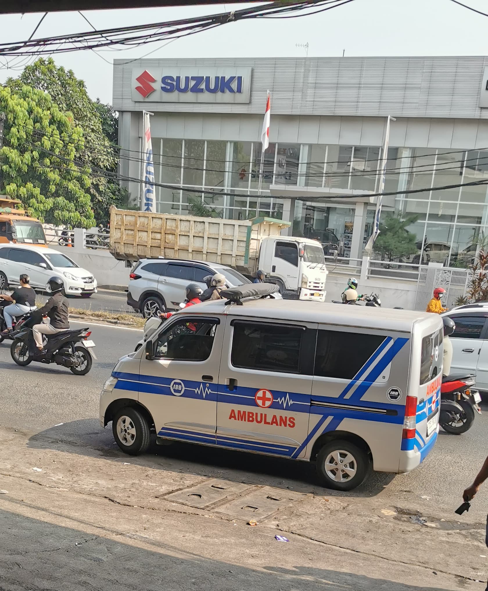 KABAR GEMBIRA!!!  AMBULANS IBB AKHIRNYA TIBA DI PANGKALPINANG, BANGKA